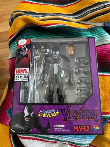Medicom MAFEX Spider-Man Black Costume COMIC Ver. No.147