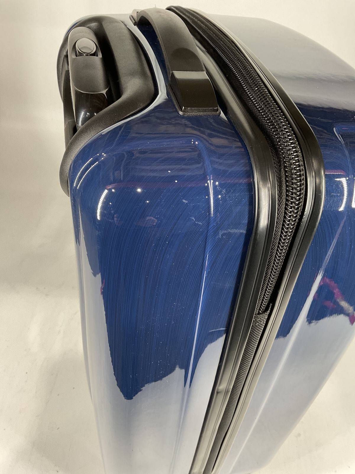 Samsonite Winfield 2 Hardside Luggage with Spinner Wheels - Navy/Carry-On U2