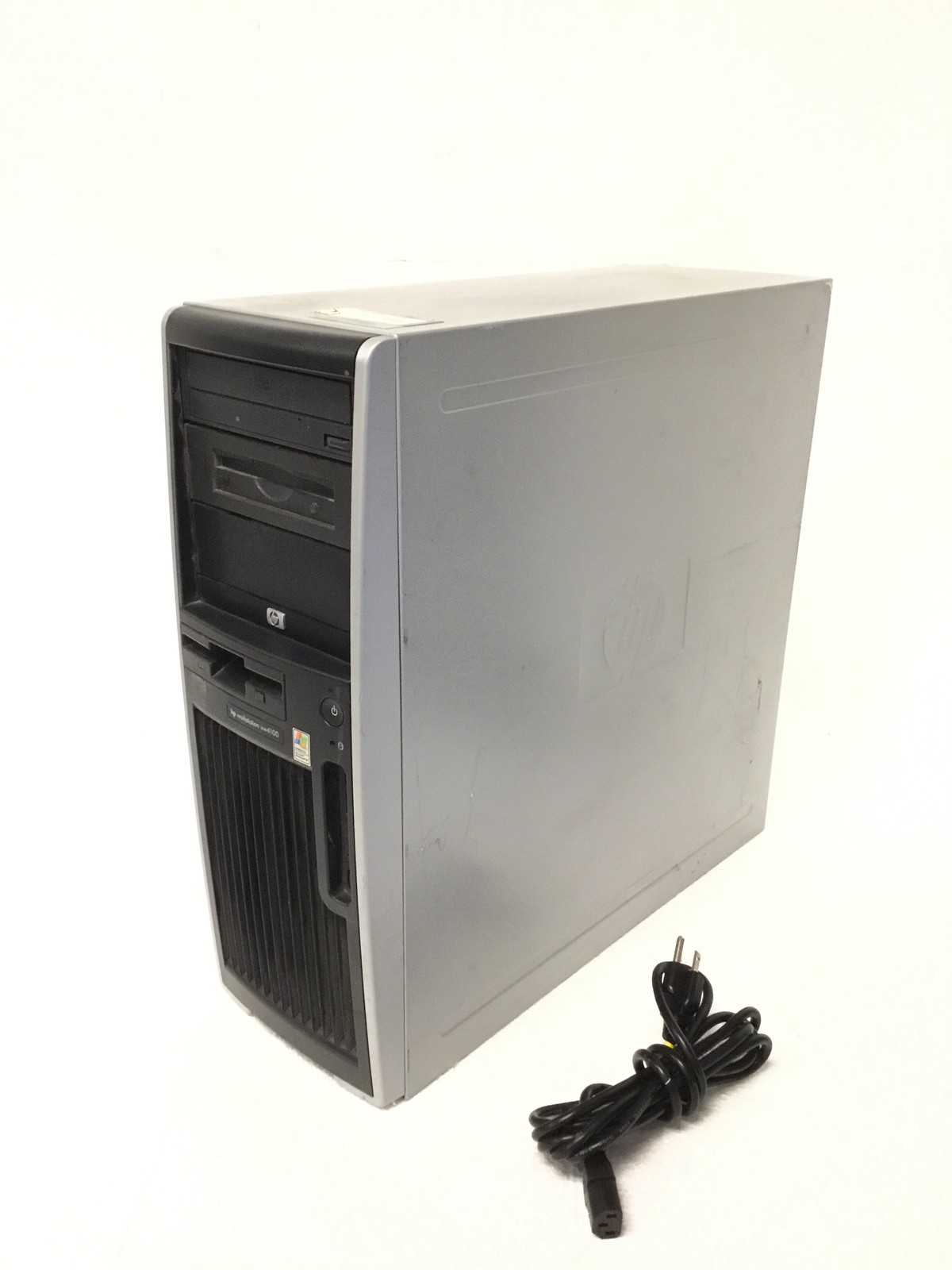 HP Workstation xw4100 Computer Pentium 4 2.4GHz 512MB RAM DVD Zip Floppy No HDD