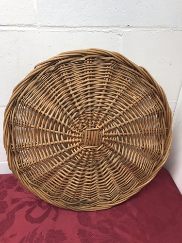 Round Flat 16