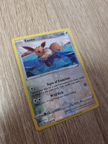 Pokemon Eevee 052072 Shining Fates Reverse Holo Foil PSA