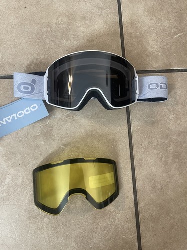 Odoland Magnetic Interchangeable Ski Goggles with 2 Lens Large Spherical Fram...