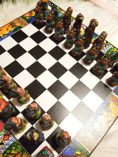 Cancun Chess set (barely used) very colorful