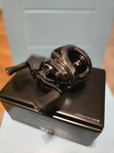 【美品】24STEEZ SV TW 100XHL Amazon.com : Daiwa SV TW 100 Bath Bait Reel 24 Steez (2024