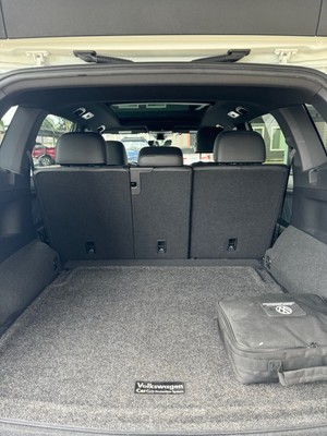 image 4 of interior