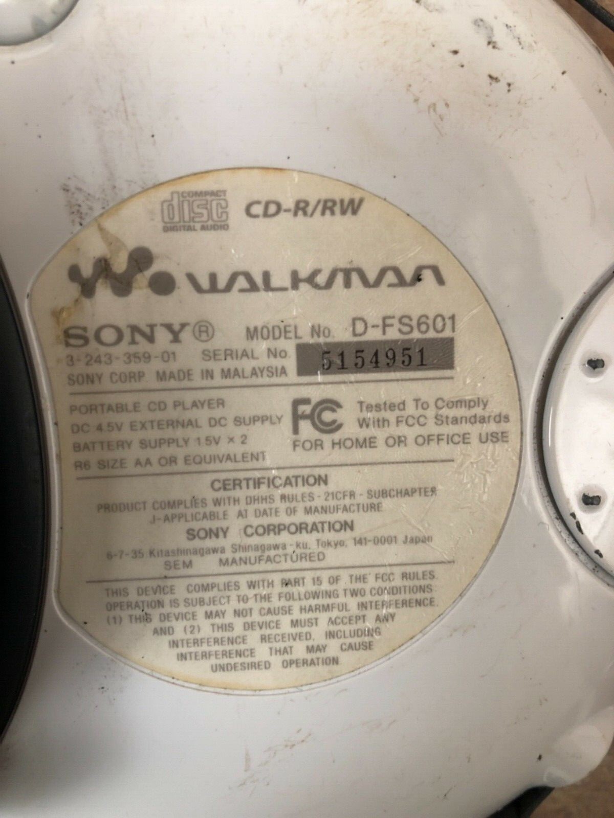 Sony Walkman S2 TV/Weather FM/AM-CD Player Model D-FS601 Original Headphones!!!