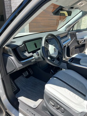 image 14 of interior