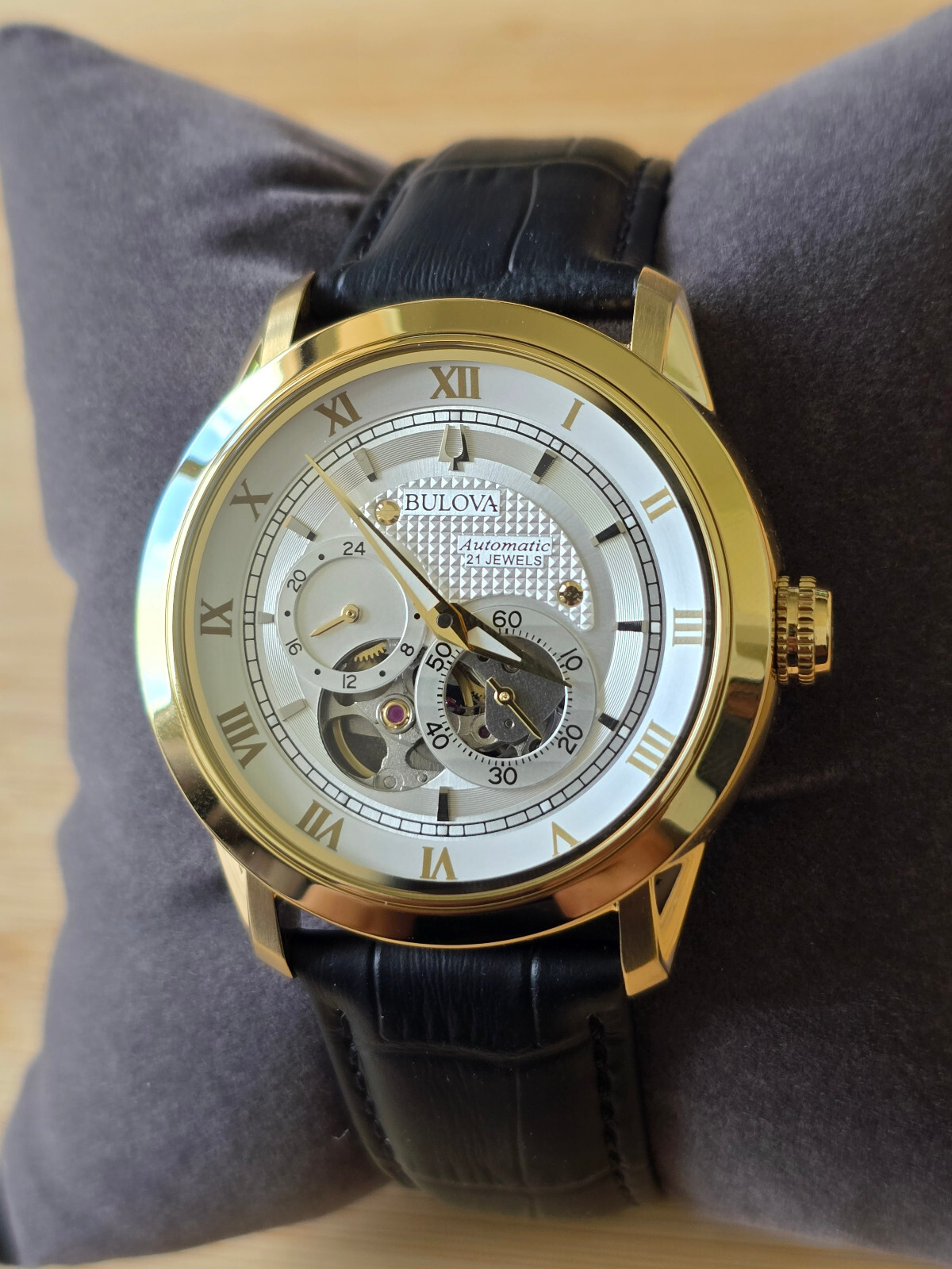 Pre-owned Bulova Men's Watch Automatic Gold Tone White Dial Stainless Steel Watch 97a187