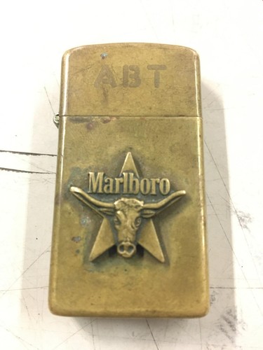 Marlboro カーボーイ ジッポライター Zippo マルボロ カウボーイ ゴールドカラー 1999年製 ジッポー