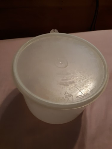 Vintage Tupperware Tupper seal Sheer Millionaire line 1954