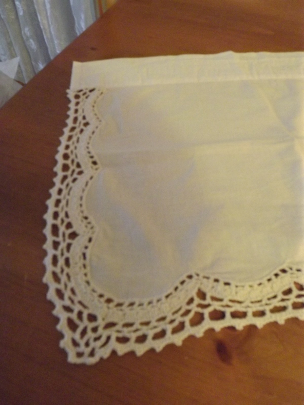 IVORY VALANCE CROCHETED LACE TRIM 59Wx14