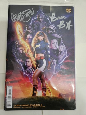 Earth Prime #4 VARIANT signed by actress Brec Bassinger AND creator Geoff Johns!