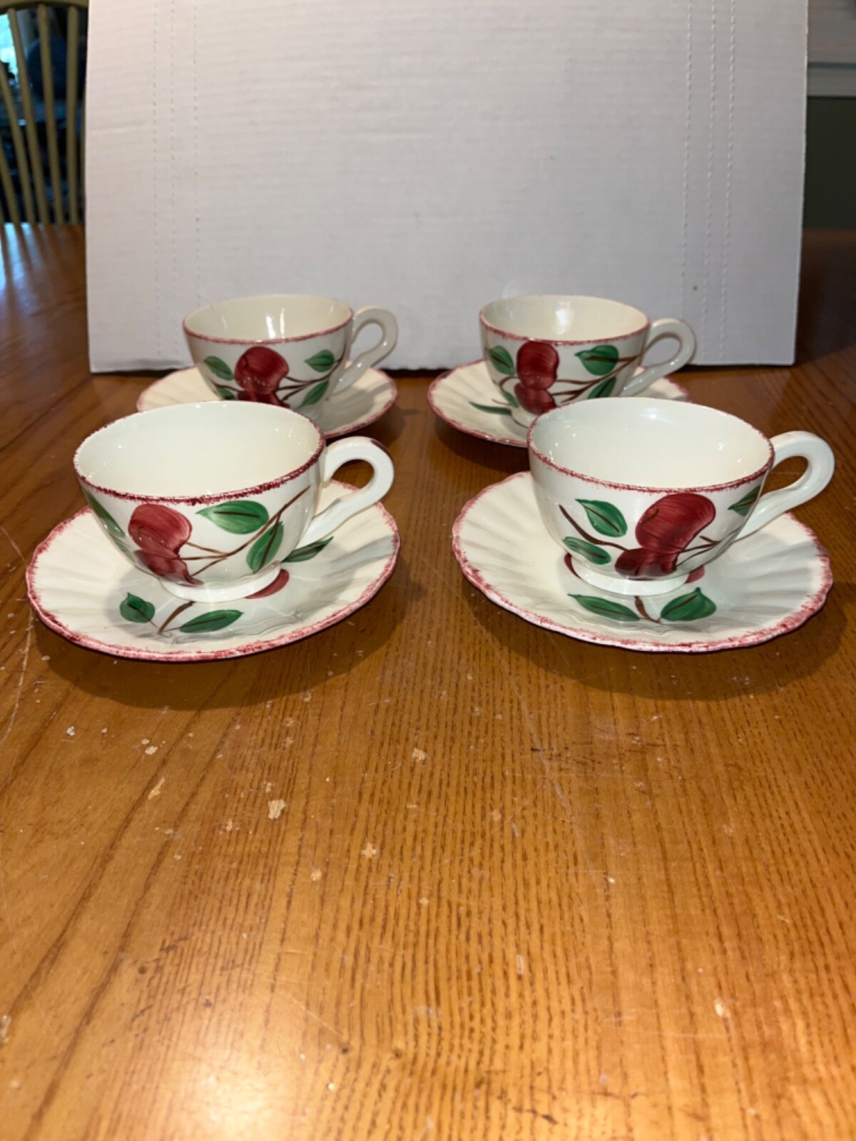 VTG set of 4 Blue Ridge Southern Potteries Crab Apple tea cup