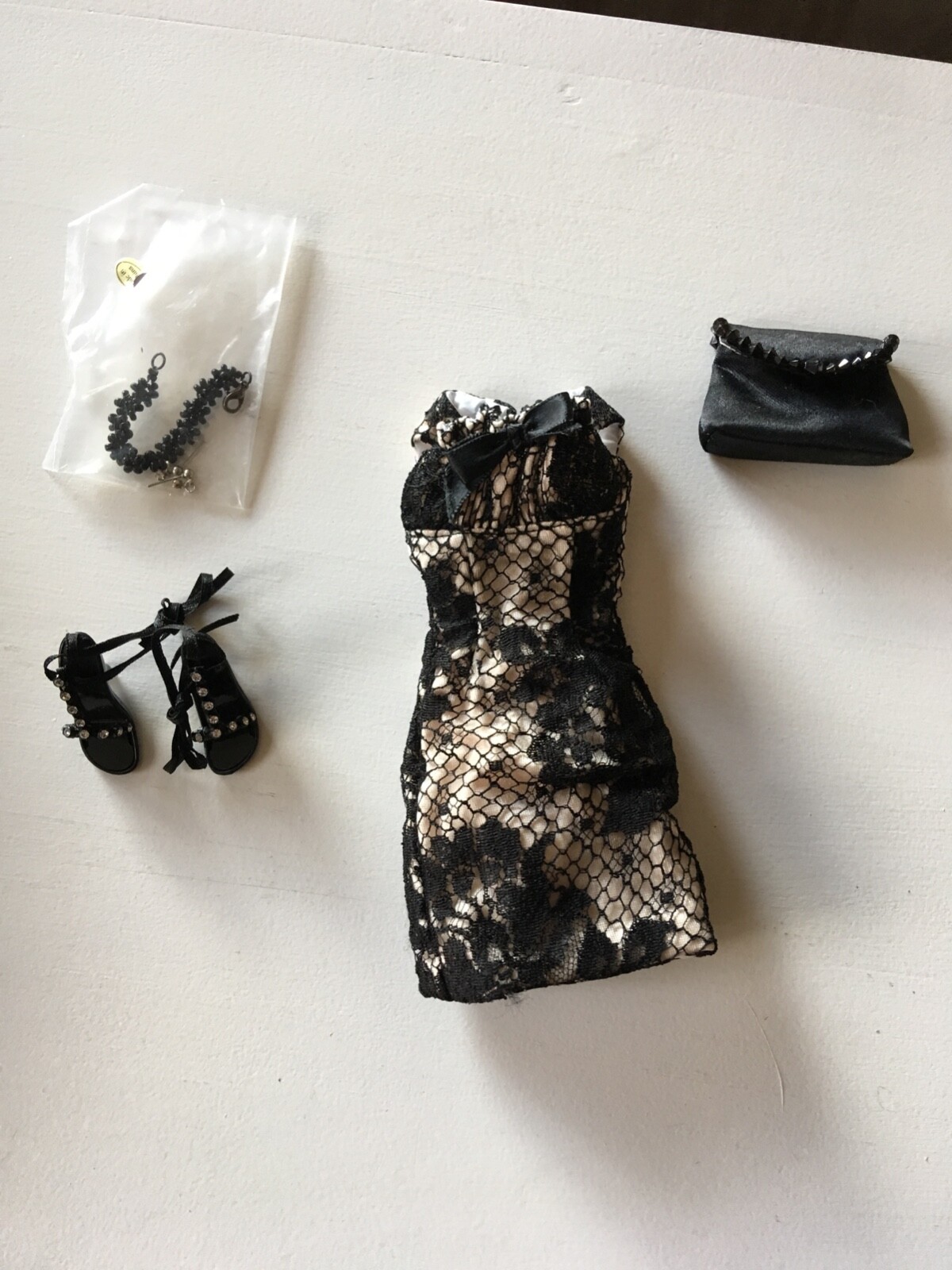 MADAME ALEXANDER DOLL ~ 16