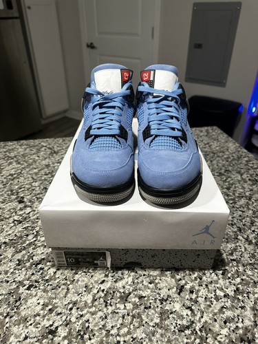 Size 10 - Air Jordan 4 Retro 'University Blue' CT8527-400 Size 10 - Air Jordan 4 Retro 'University Blue' CT8527-400