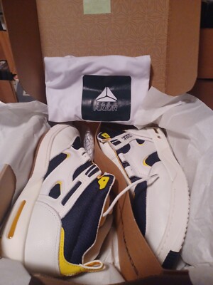 axion Genesis Mid Brand New In Box 2020 reissue Skate Shoe Sneaker - Size 9.5