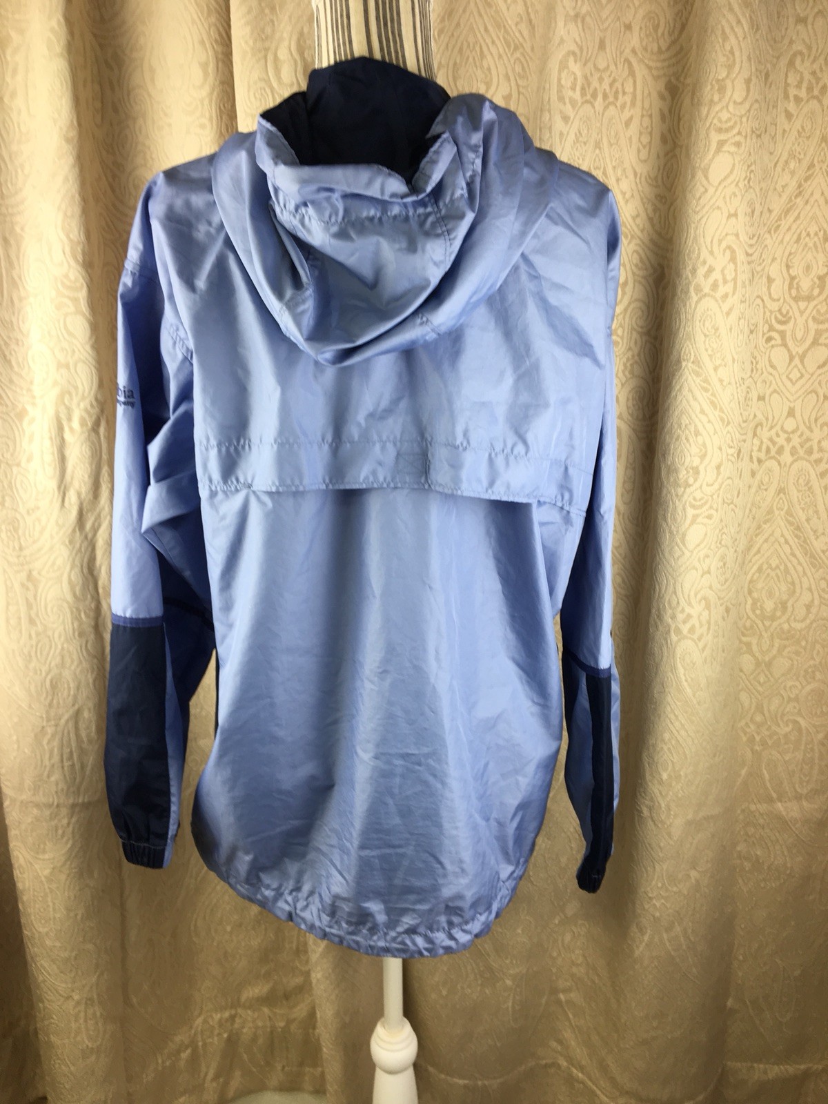 Columbia unisex Windbreaker size large blue hooded full zip pockets