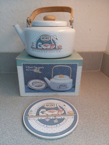 Vintage HOME TRENDITIONS Porcelain Enamel 2 Quart Tea Kettle w/ Trivet 