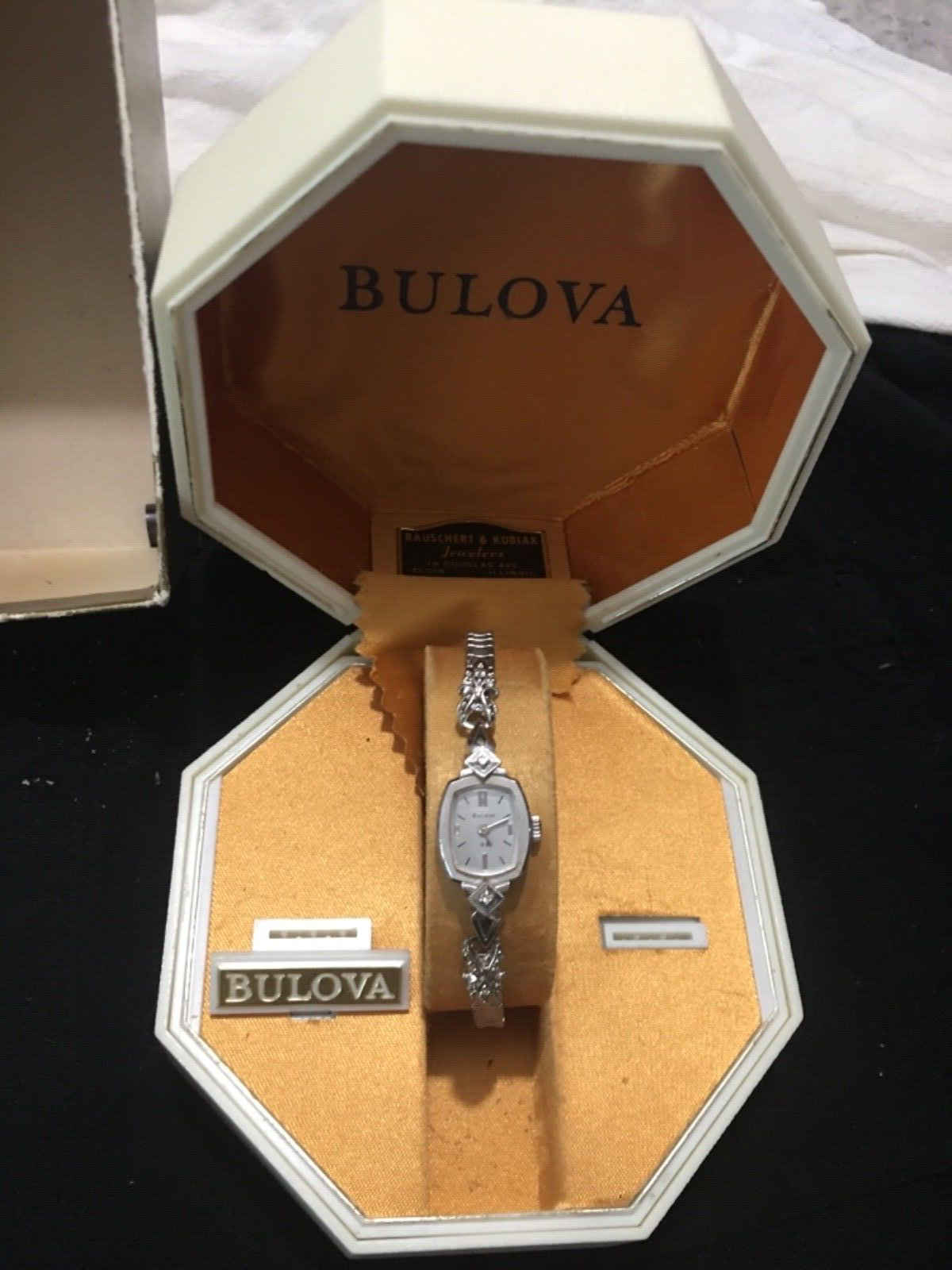 Bulova ブローバ レディース腕時計(クォーツ) 98S134 (173) Bulova ブローバ レディース腕時計(クォーツ) 98S134 (173) レディース