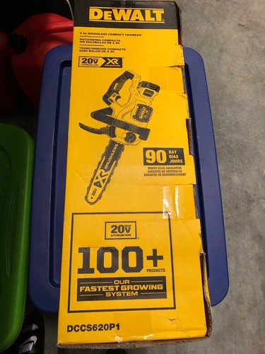 DeWALT DCCS620P1 20-Volt MAX 12-Inch 5Ah Cordless Lithium-Ion Chainsaw Kit