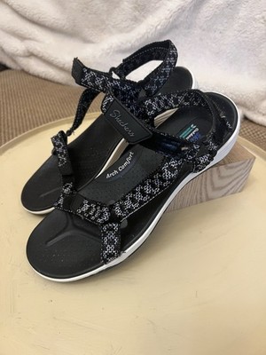Skechers lWomen's Reggae Cup-My Best Black size 9.5 Strappy