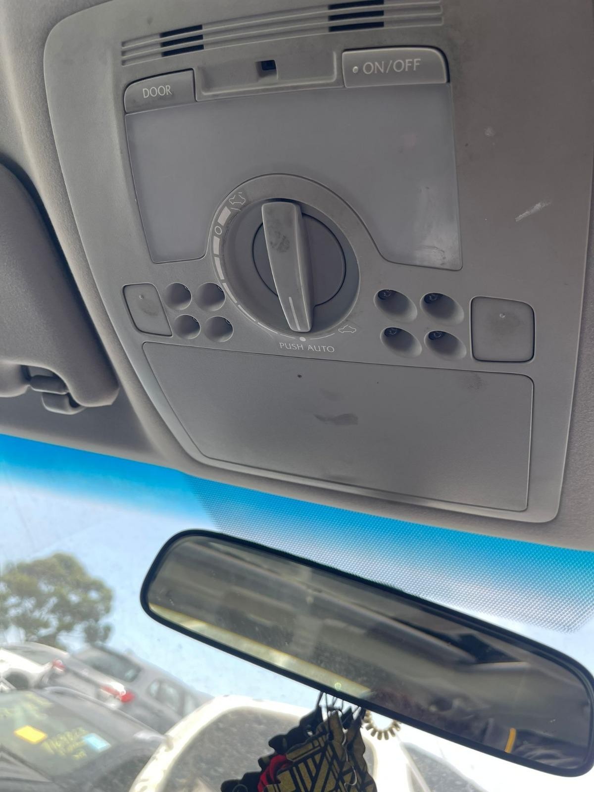 LEXUS IS250 11/2005-09/2008 RIGHT TAILLIGHT HORIZONTAL TYPE SEDAN GSE20R - thumbnail 11