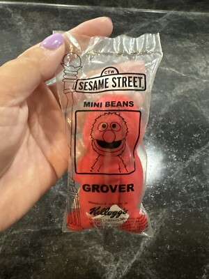Kellogg s 1999 Sesame Street Mini Beans ELMO In Grover Bag - Unopened Typo