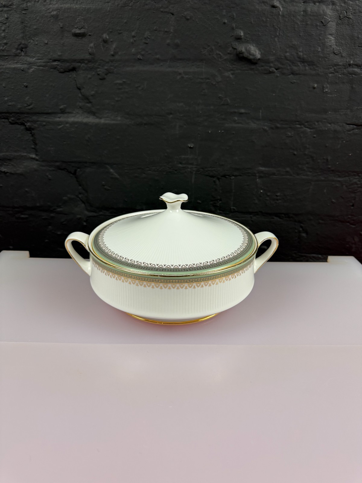 Royal Albert Paragon Kensington Covered / Lidded Vegetable Serving Dish Tureen