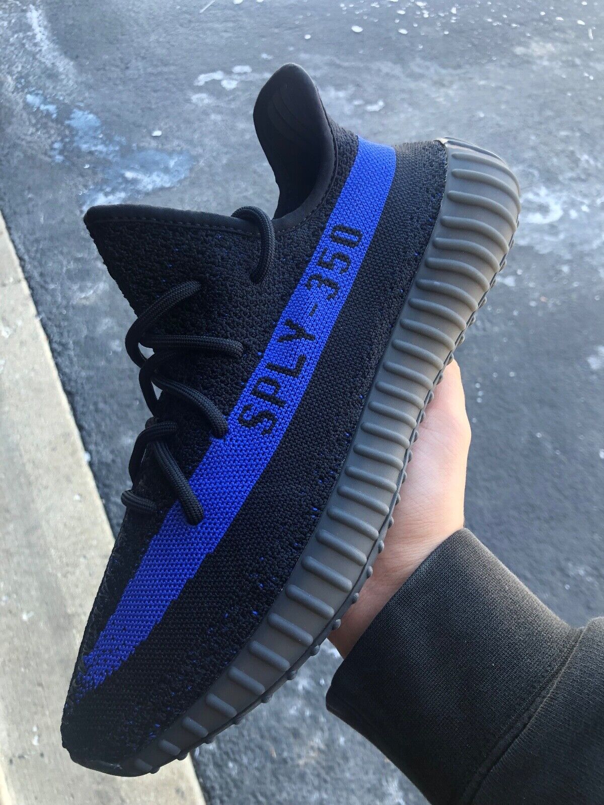 Size 10 - Yeezy Boost 350 V2 Dazzling Blue | eBay Size 10 - Yeezy Boost 350 V2 Dazzling Blue | eBay