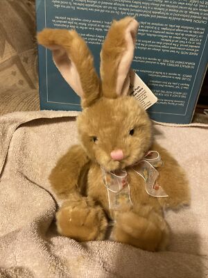 Russ Valerie The Easter Bunny Rabbit  Avon Exclusive 2019, new, with bow