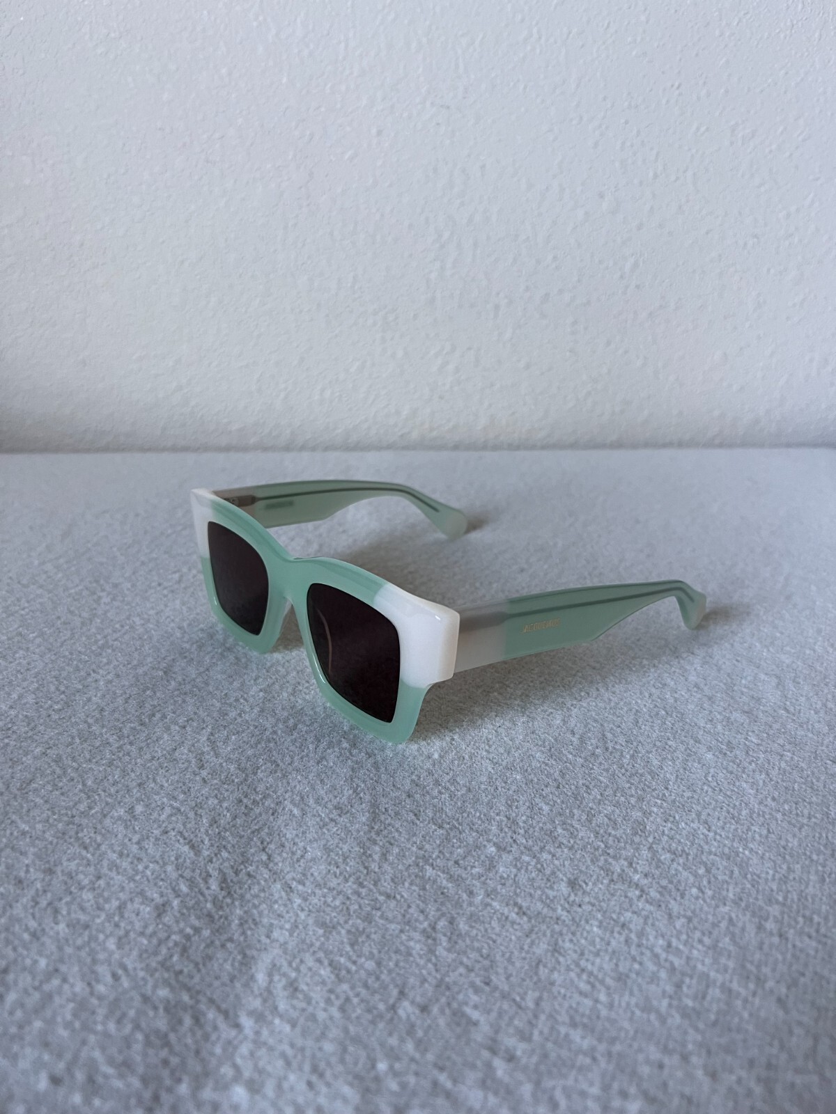 【送料&関税込】Jacquemus Les Lunettes Baci - Light Green Su Jacquemus Les Lunettes Baci Sunglasses - Light Green - Brand