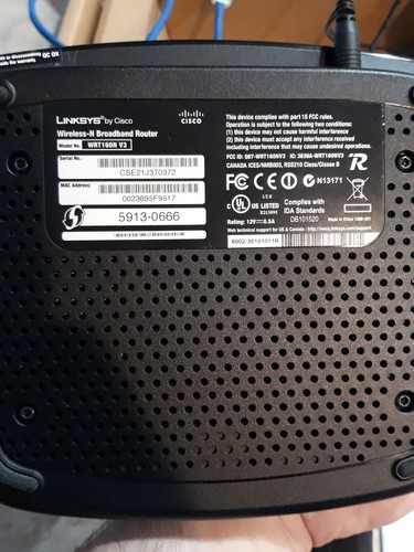 Cisco Linksys WRT160N V3 Wireless-N Broadband Router With Box, Manual, and DVD