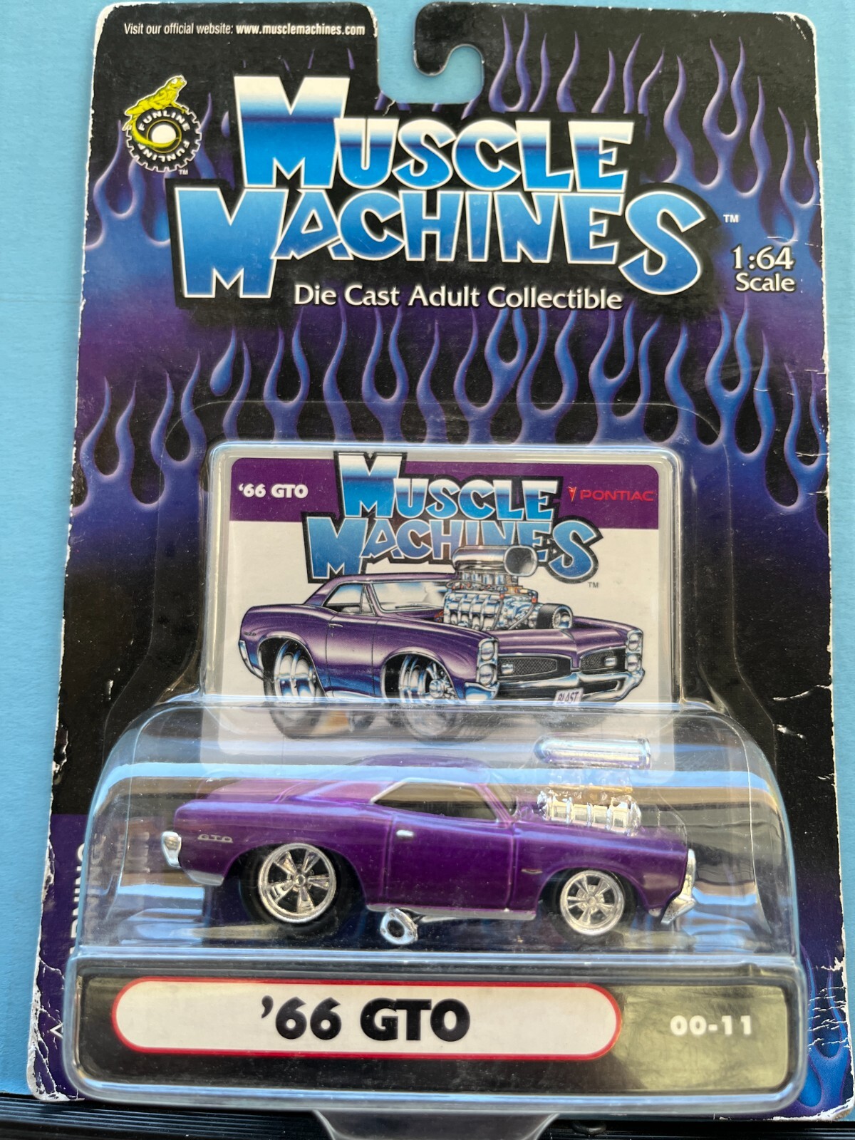 1/64 MUSCLE MACHINES 1966 PONTIAC GTO PURPLE B106 | eBay