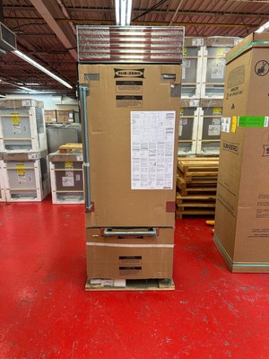 30  Subzero Refrigerator Freezer BI30USPHRH (New open Box 2016 model)