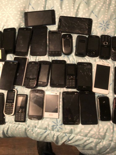 Lot of 50 Plus Cell Phones for Scrap Gold PARTS