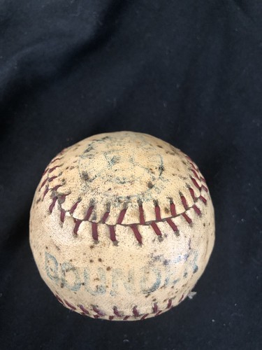 Antique EARLY 1900 Bounder REACH  Baseball  circa 1910  A.J. Reach - small size