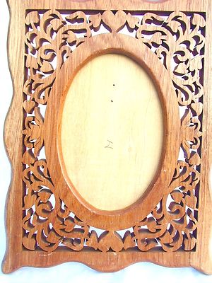 Ornate Laser Cut Wood Statement Easel Picture Frame 13x10