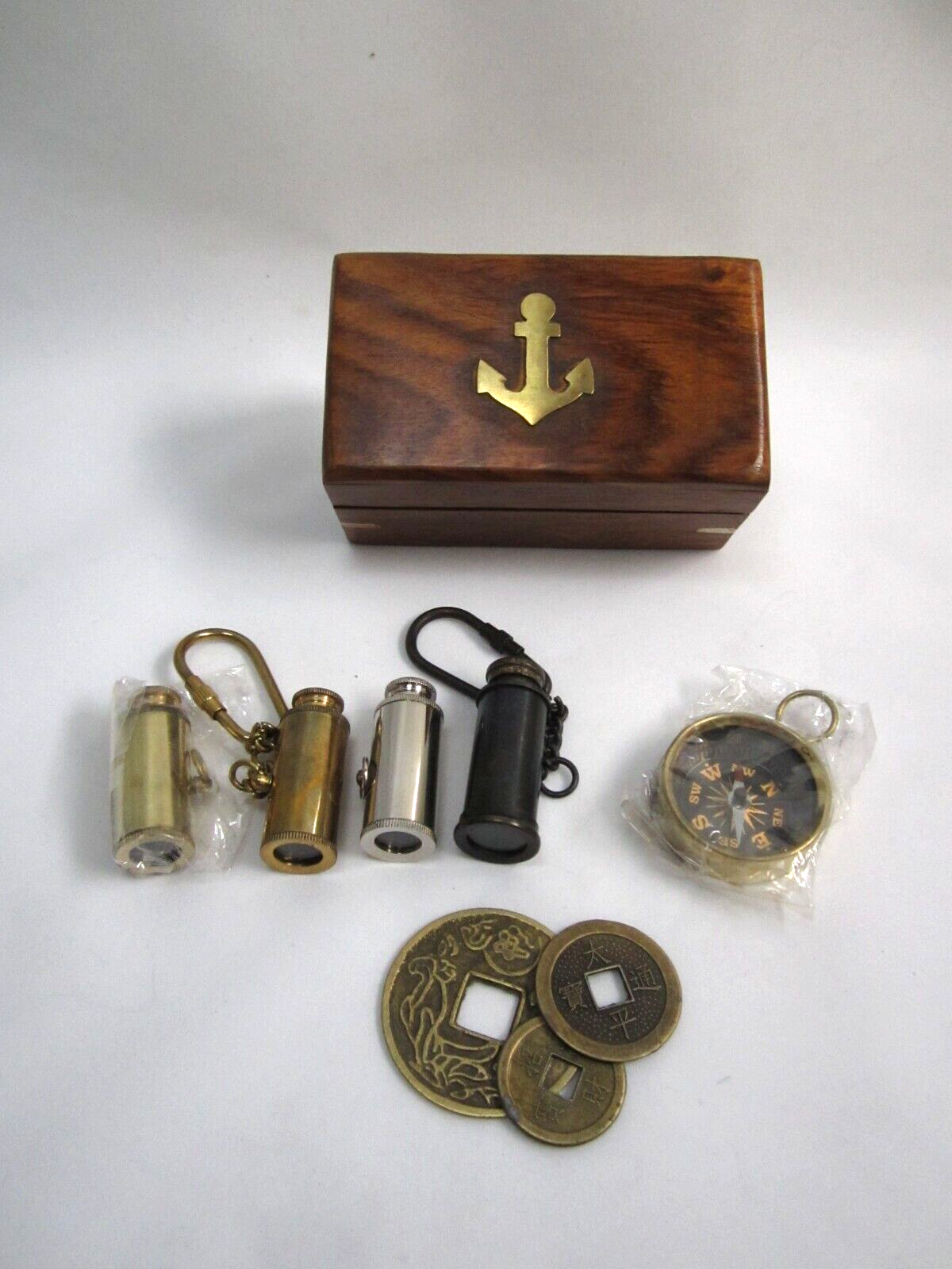 - 4 Keychain Monoculars, Compass, Coins