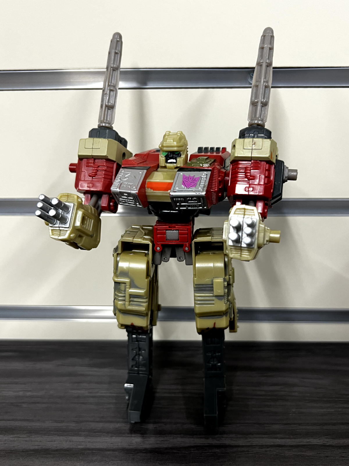 TRANSFORMERS DEMOLISHOR フィギュア Demolishor | Transformers Cybertron Figure | TFSource