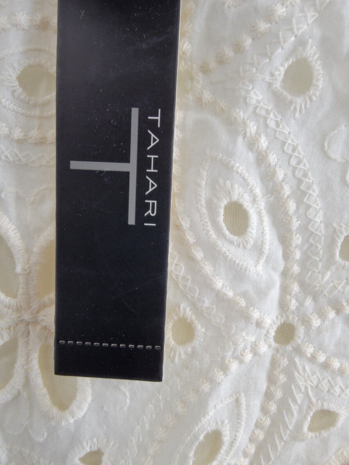 T Tahari Floral Embroidered Eyelet Fit & Flare Dress Women's 10 Vintage Floral - Picture 15 of 16
