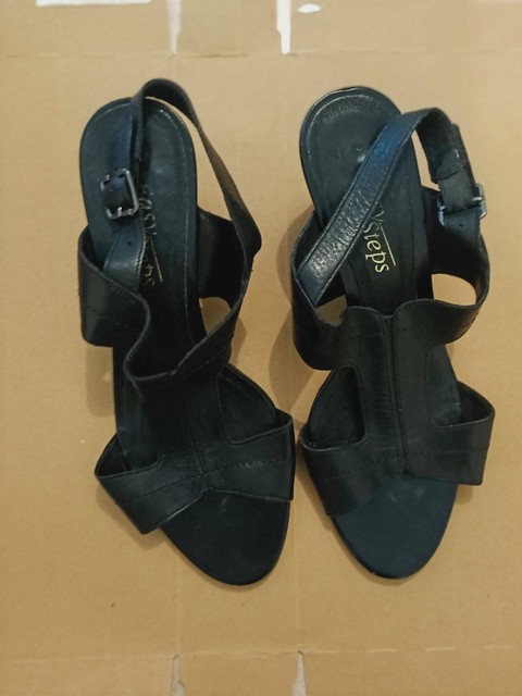 easy steps sandals