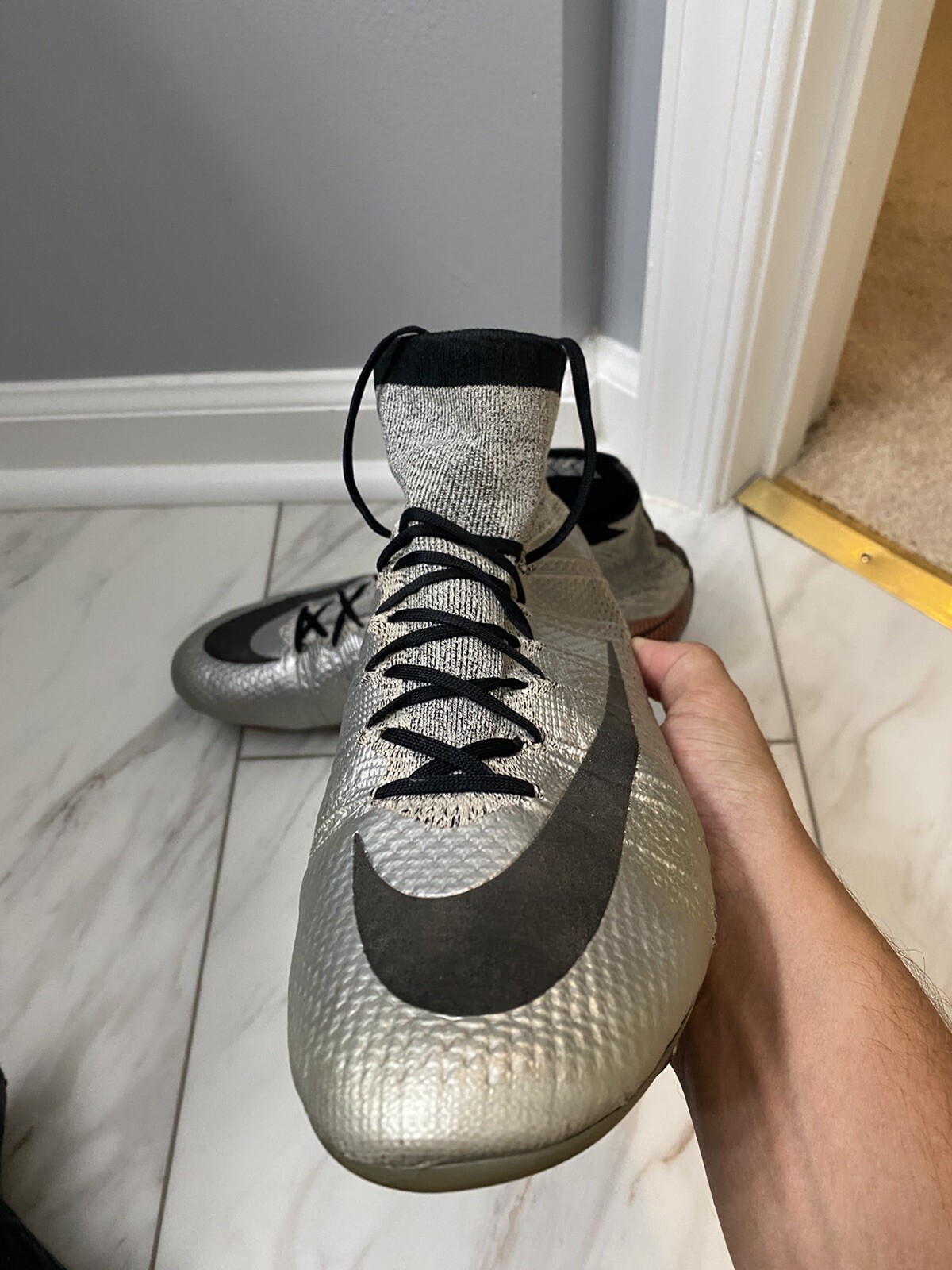 nike mercurial superfly 4 size 9.5