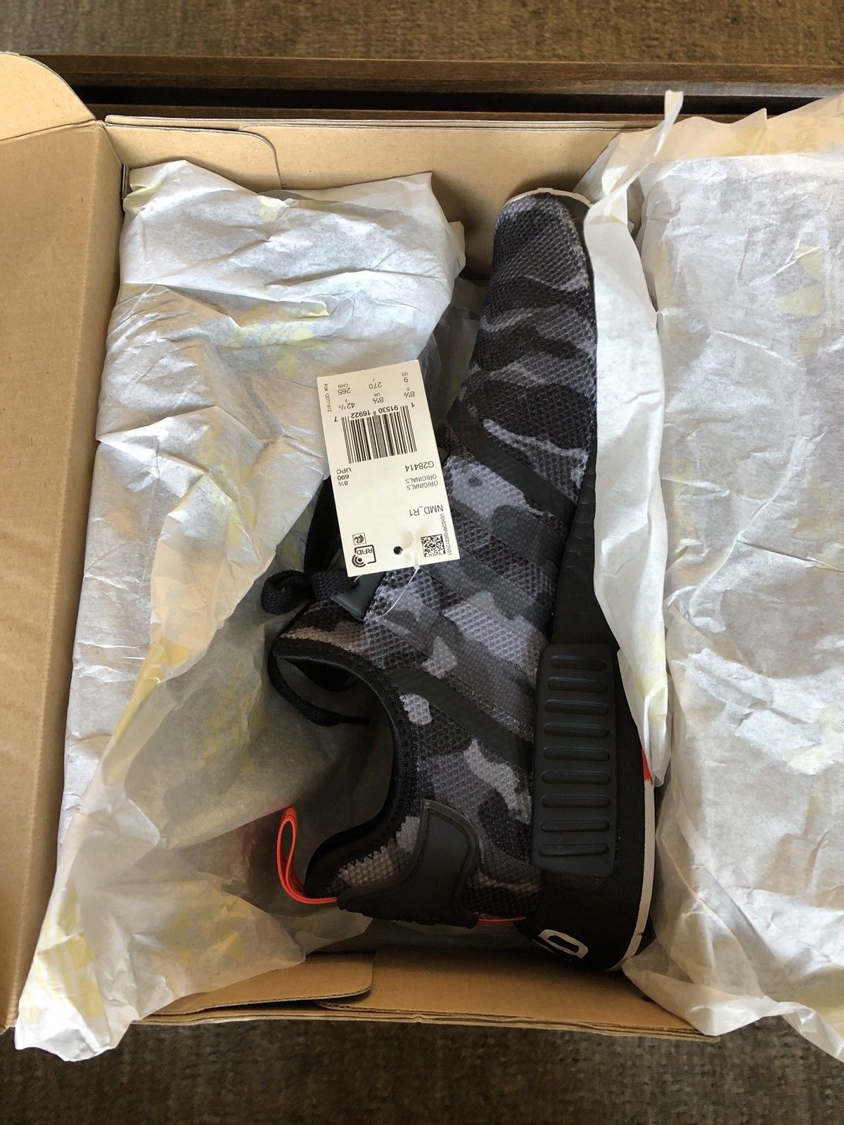 New Adidas NMD R1 NYC Black Camo G28414 Men all Size New Adidas NMD R1 NYC Black Camo G28414 Men all Size