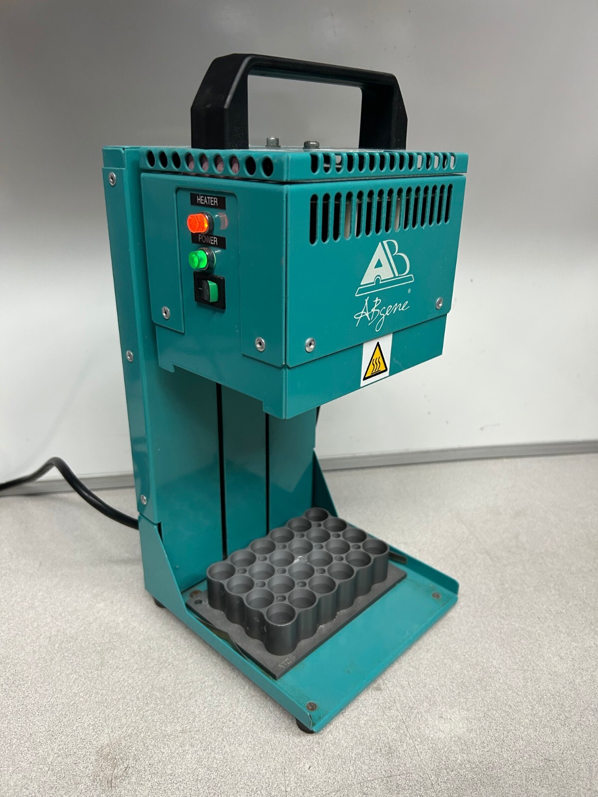 ABGene Manual Combi Thermo Heat Sealer with 24-Well MicroPlate **Free Shipping**