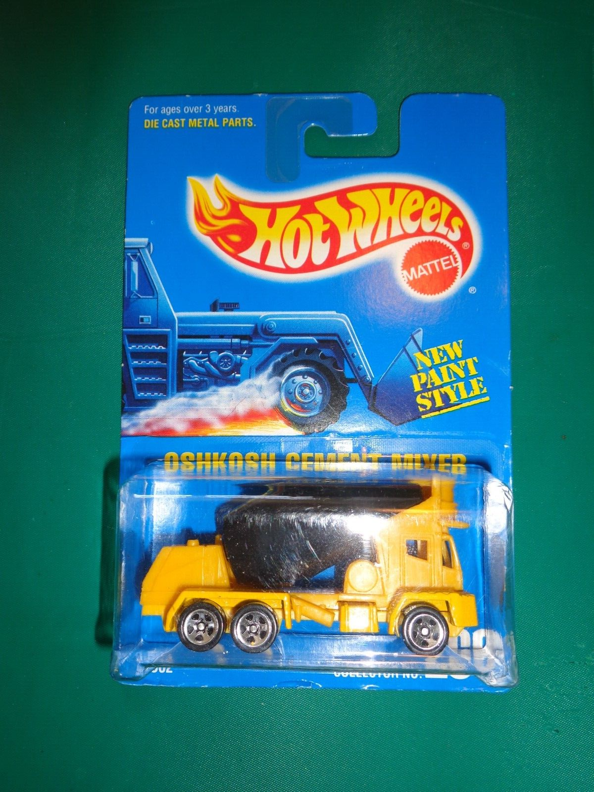 Oshkosh Cement Mixer #269 Blue Collector Card Die Cast 1:64