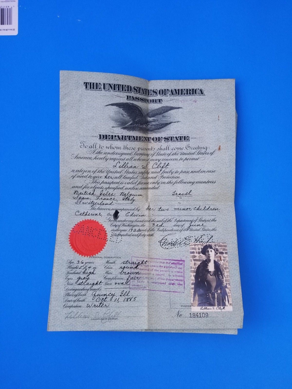 RARE- 1922 U.S.A. Passport of Lillian S. Clift & Litho Sig
