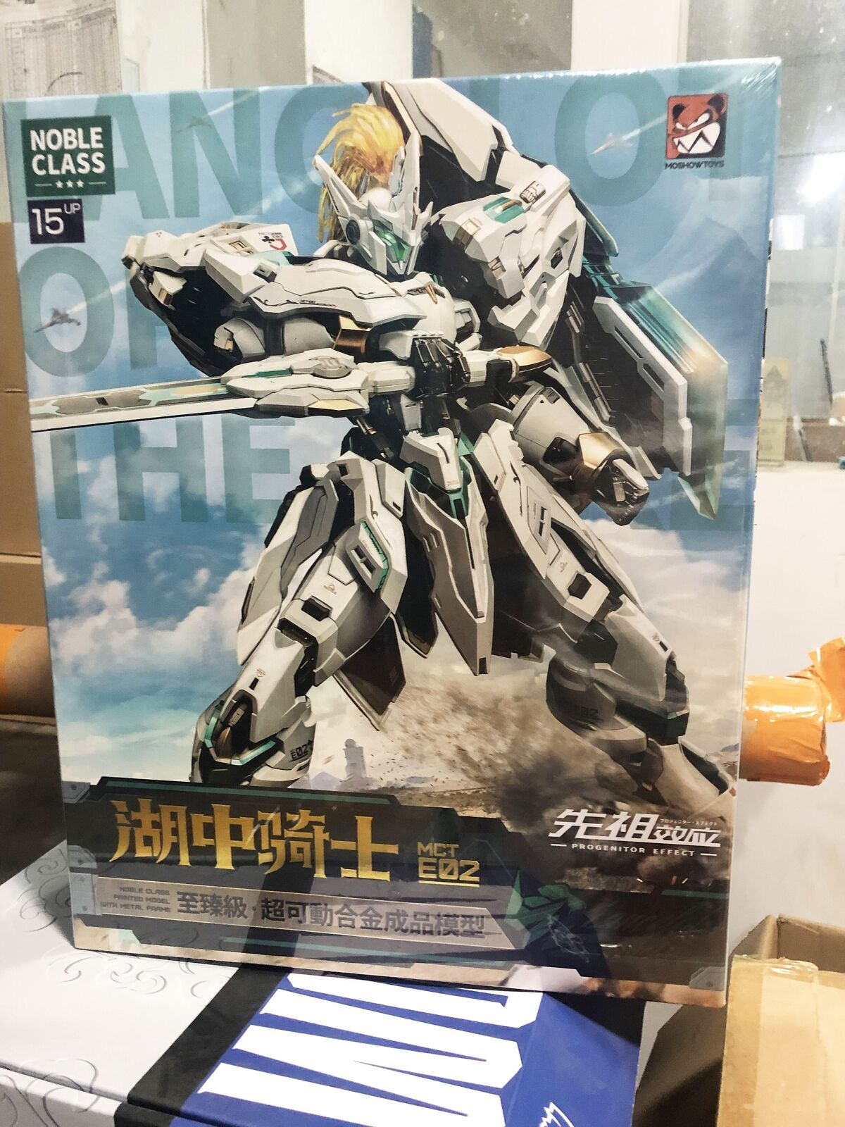New MoShow 1/72 MCT-E02 Progenitor Effect Lancelot of the New MoShow 1/72 MCT-E02 Progenitor Effect Lancelot of the