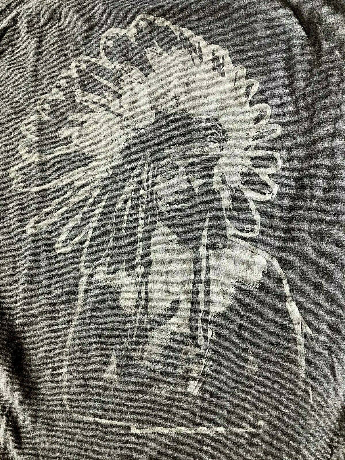 Tupac Shakur T-Shirt with Indian Headdress Size Medium