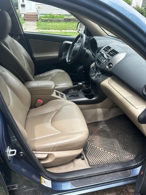 image 5 of interior