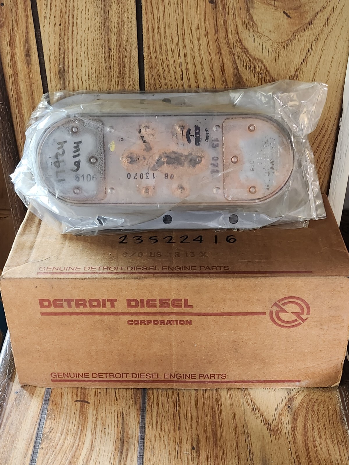 Detroit Series 60 Oil Cooler AK-23522416